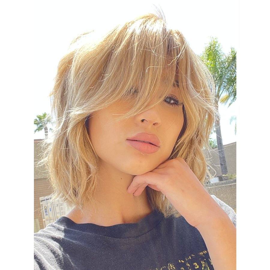 12" Luxe Pixie Silk Top Wig #12 Warm Light Brown Wavy w/ Full Highlight & Bang Cut - Image 2