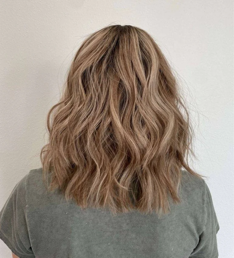 16" Divine Lace Top Wig Ashy Blonde w/ Highlights & Bang Cut - Image 3
