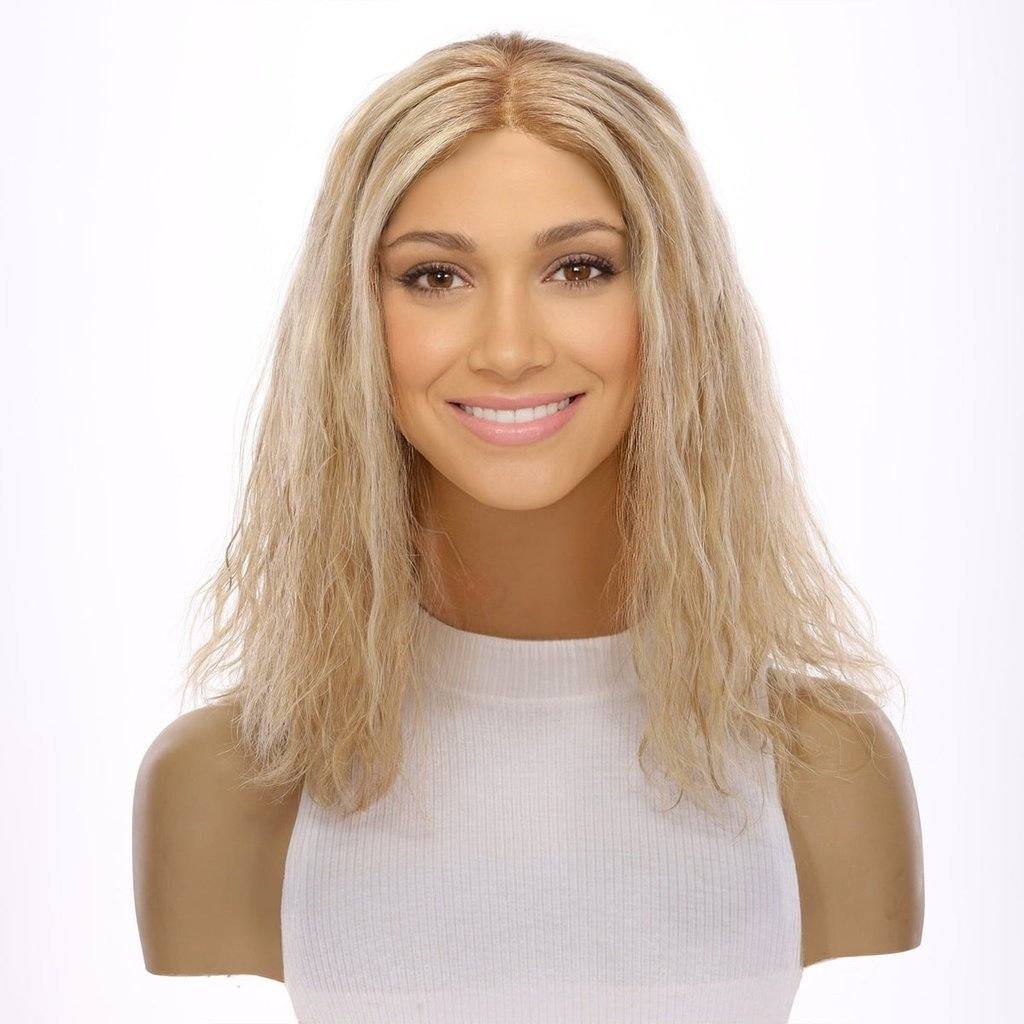 16" Divine Lace Top Wig Golden Blonde Wavy - Image 2