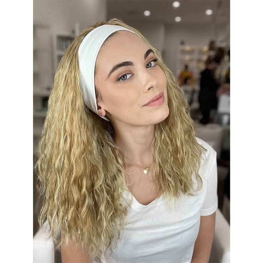 20" 3/4 Bandfall Wig Golden Blonde Wavy - Image 2