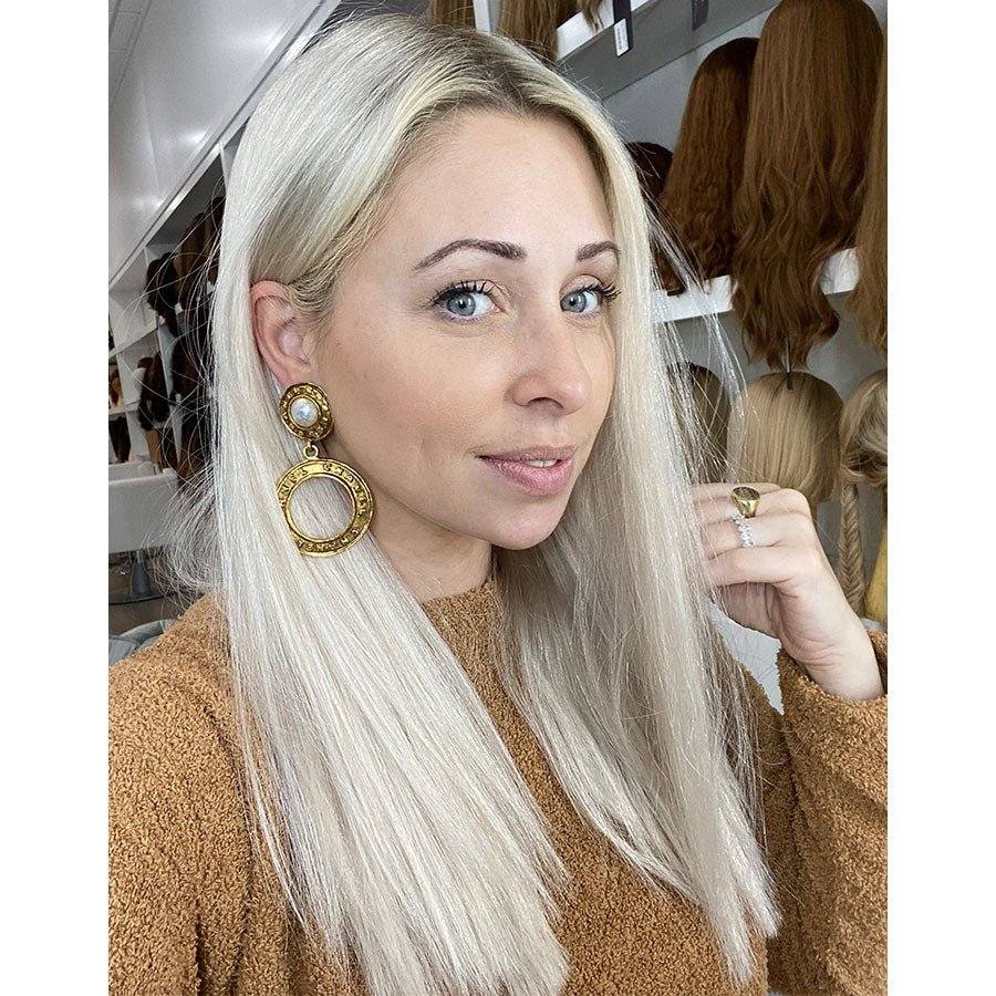20" Divine Lace Top Topper Ice Blonde w/ Partial Rooting