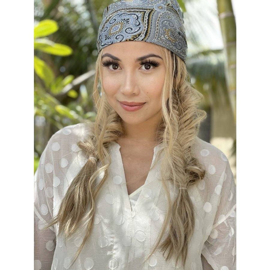 24" 3/4 Bandfall Wig Ash Blonde - Image 2