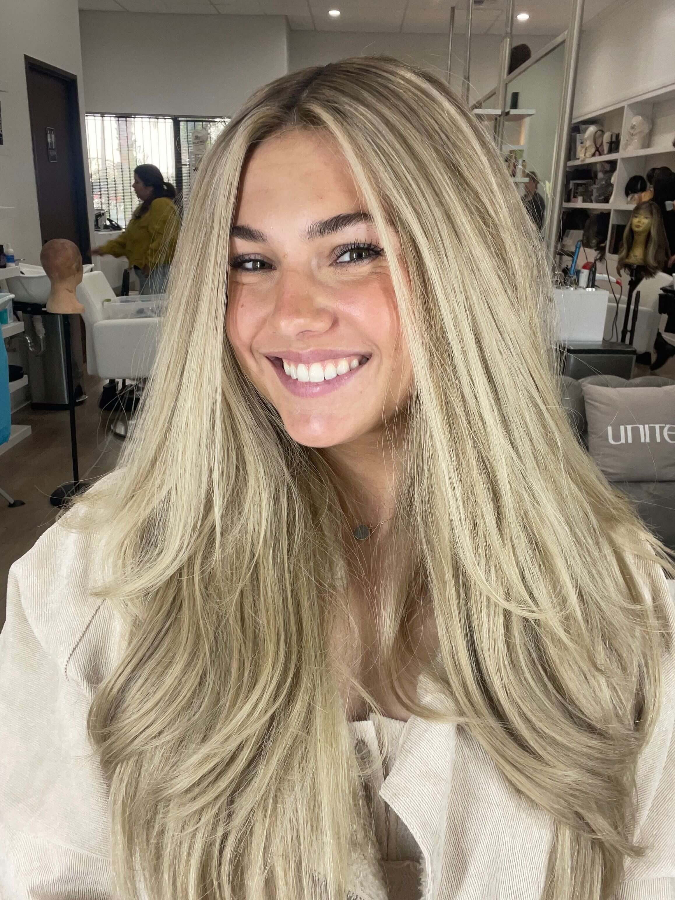 26" Amber Silk Top Wig Platinum Blonde w/ Reverse Balayage - Image 2