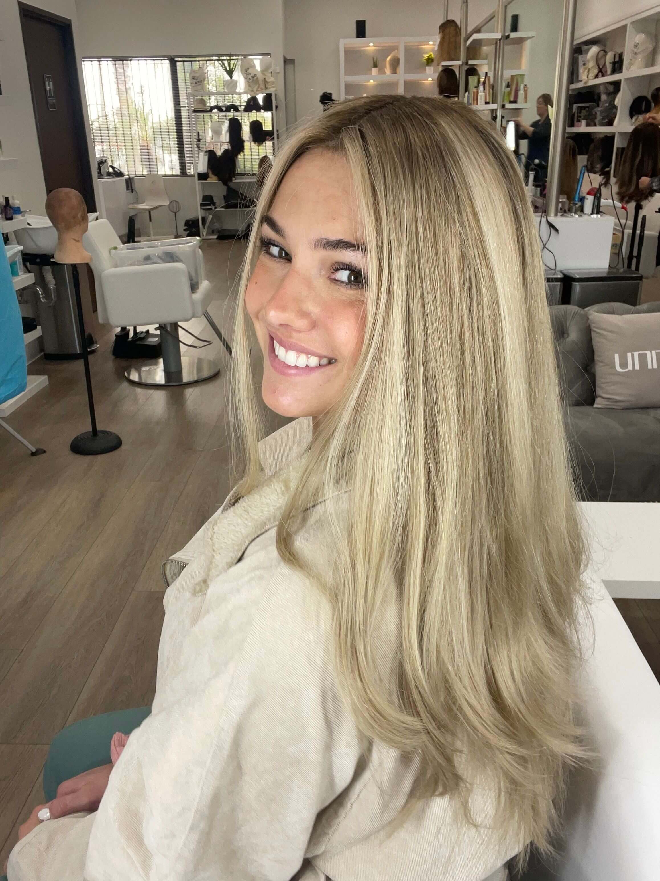 26" Amber Silk Top Wig Platinum Blonde w/ Reverse Balayage - Image 3