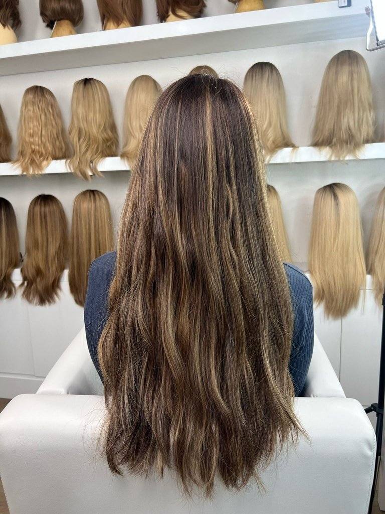 26" Divine Luxe Lace Top Wig #5 Dark Brown With Balayage Color - Image 3